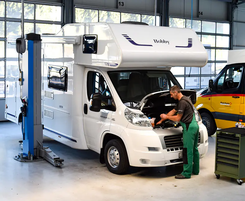 Werkstatt-Wohnmobil.jpg