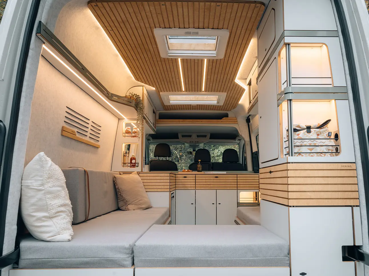 VANING Ausbau VW Crafter und MAN TGE 