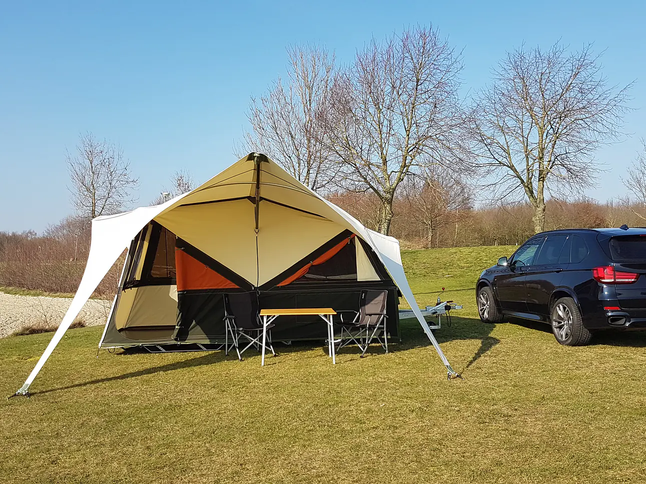 Zeltanhänger Holtkamper