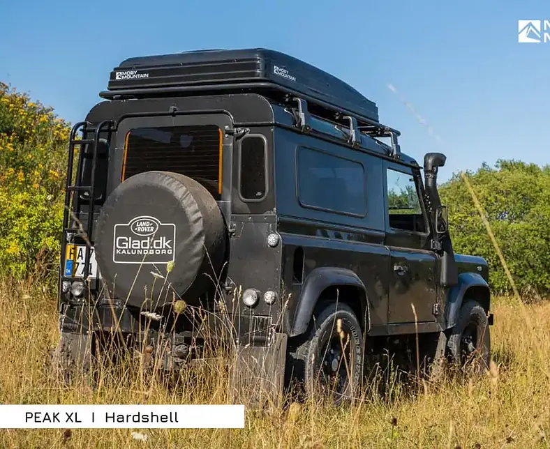 Hardshell-tagtelt-3-personers-Moby-Mountain-Peak-XL-landrover-defender.webp