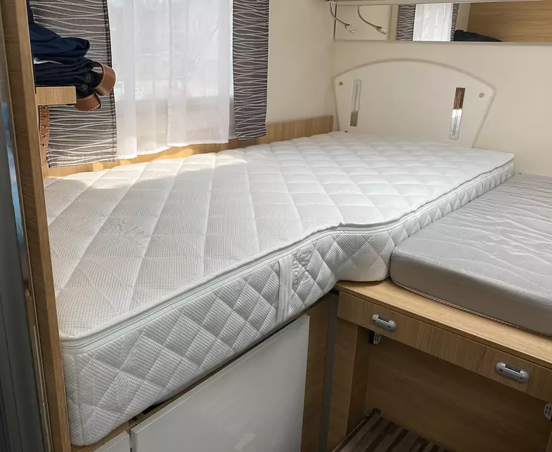 Caravan (3).jpg